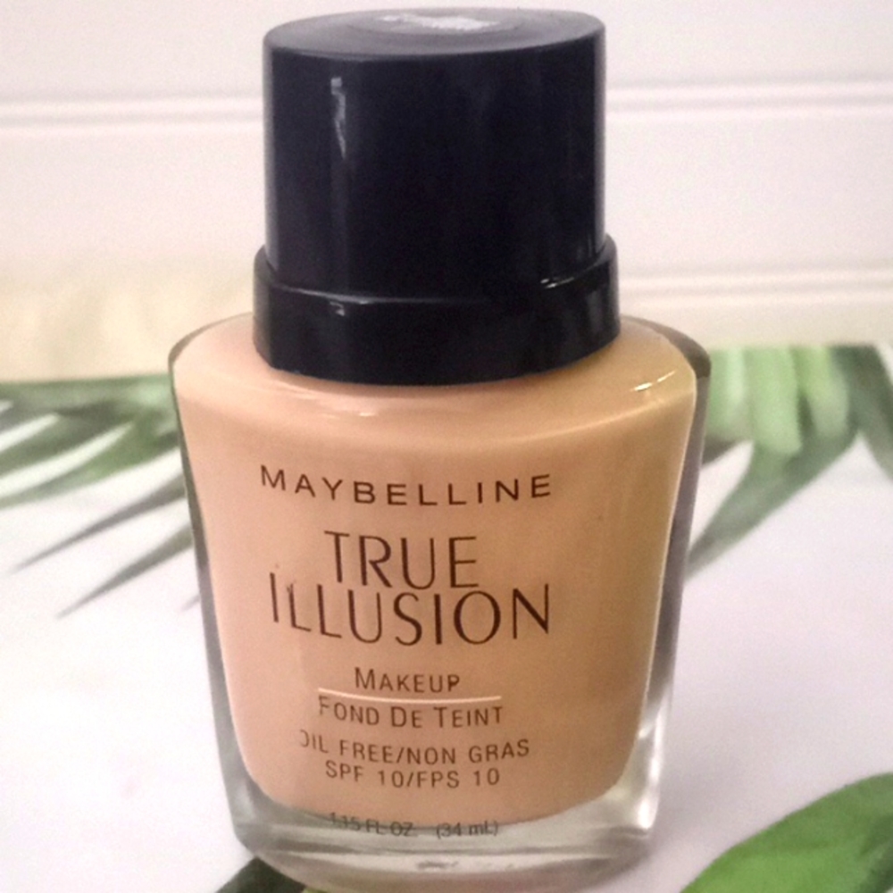Maybelline True Illusion Foundation Makeup- True Nude 1.15 oz Bottle.